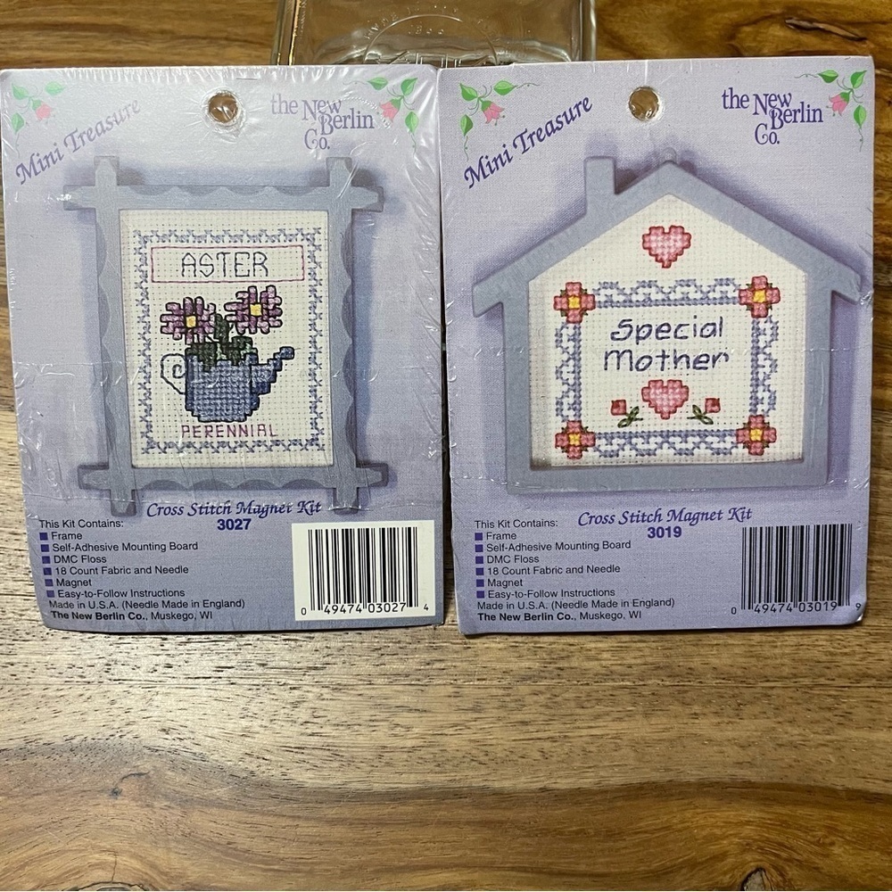The New Berlin Co. Cross Stitch Magnet Kits‎ #3019 Special Mother #3027 Aster